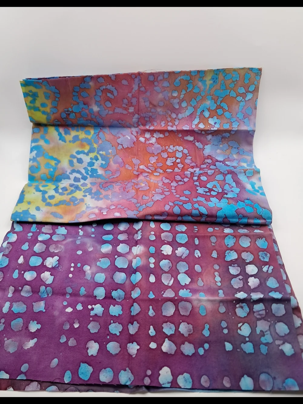 Batik Fat Quarter Fabric Bundle Cotton in Multi Colors with Free Sewing Pattern